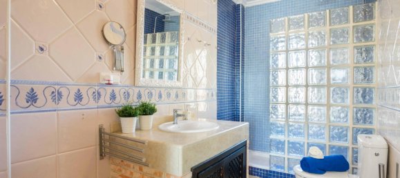 Дом с 5 спальнями в Аликанте, Испания № 92314 25