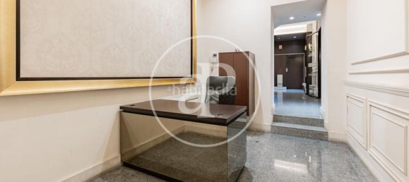 Ático de 2 dormitorios en Madrid, Spain No. 61566 27