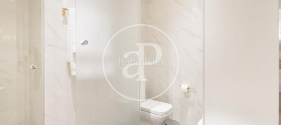 Ático de 2 dormitorios en Madrid, Spain No. 61566 22