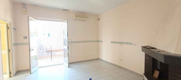 Apartamento T4 em Aversa, Italy N.º 313686 6