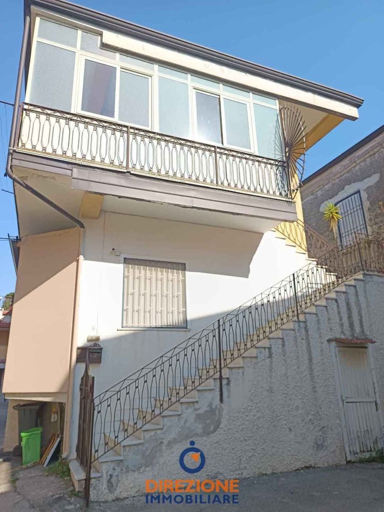 Apartamento T4 em Aversa, Italy N.º 313686