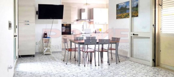 Apartamento de 3 dormitorios en Gallipoli, Italy No. 323622 16