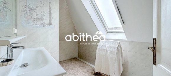 4 bedrooms Castles in Fontaine-Notre-Dame, France No. 215045 18