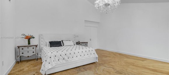 7 Schlafzimmer Villa in Miami, USA, Nr. 615123 3