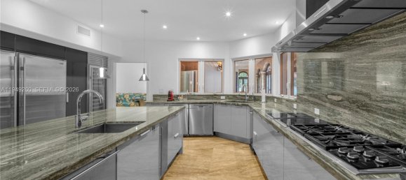 7 Schlafzimmer Villa in Miami, USA, Nr. 615123 15