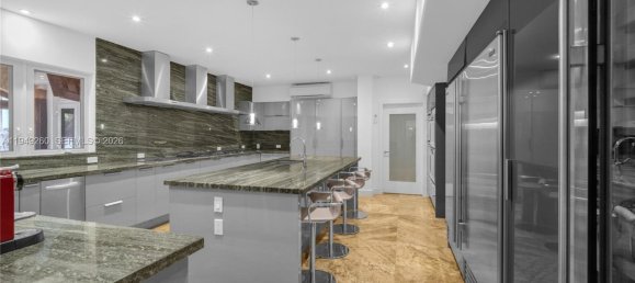7 Schlafzimmer Villa in Miami, USA, Nr. 615123 16