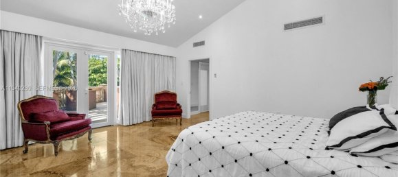 7 Schlafzimmer Villa in Miami, USA, Nr. 615123 4