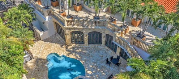 7 Schlafzimmer Villa in Miami, USA, Nr. 615123 26