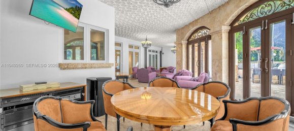 7 Schlafzimmer Villa in Miami, USA, Nr. 615123 11