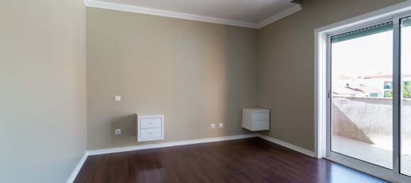 3 غرف نوم منزل ذو طابقين في Cascais, Portugal رقم 85537 12