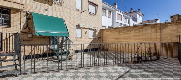 3 bedrooms Apartment in Granada, Spain No. 137044 14