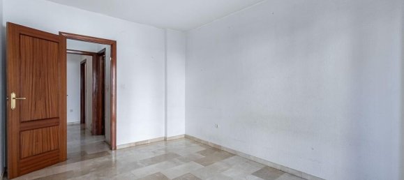 3 bedrooms Apartment in Granada, Spain No. 137044 18