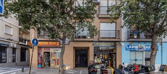 3 bedrooms Apartment in Granada, Spain No. 137044 3