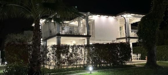 17 rooms Villa in Forte dei Marmi, Italy No. 76912 22