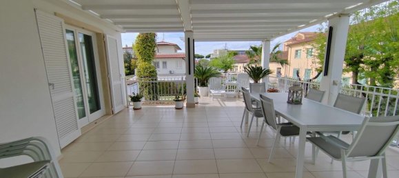 17 rooms Villa in Forte dei Marmi, Italy No. 76912 40