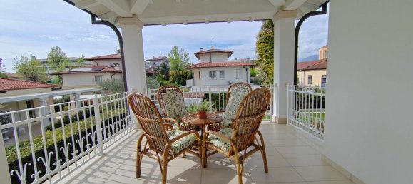17 rooms Villa in Forte dei Marmi, Italy No. 76912 41