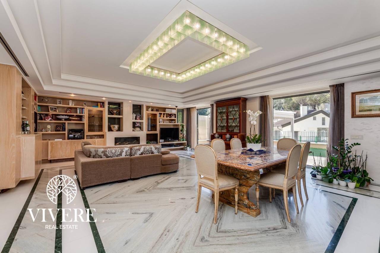 10 rooms Villa in Rome, Italy No. 111488