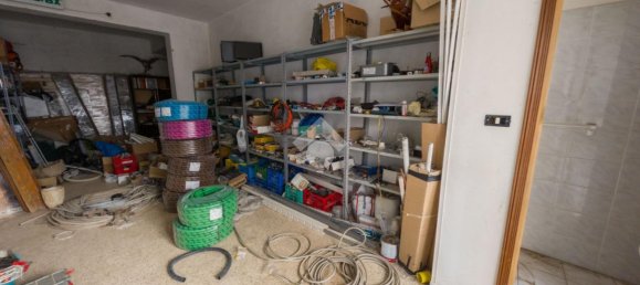 1غرفة مرآب في Vieste, Italy رقم 70278 17