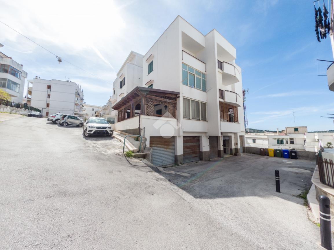 1غرفة مرآب في Vieste, Italy رقم 70278