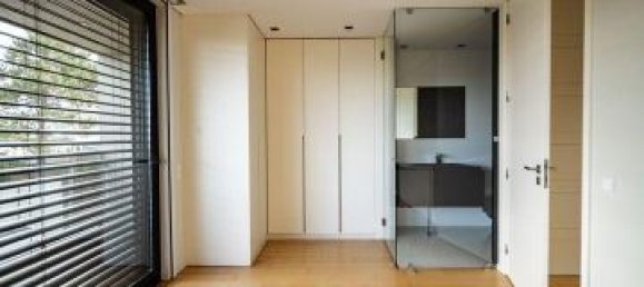 3 bedrooms House in Madalena, Portugal No. 18069 17