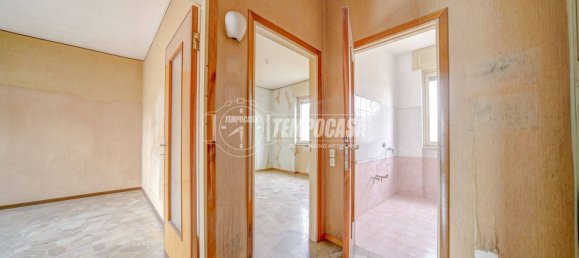 2 chambres Appartement à Cassano Magnago, Italy No. 321523 9