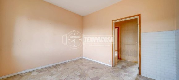 2 chambres Appartement à Cassano Magnago, Italy No. 321523 8