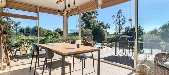 5 bedrooms Villa in Saint-Seurin-sur-l'Isle, France No. 192218 3