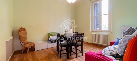 3 rooms Apartment in Parma, Italy No. 19077 4