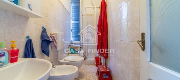 3 rooms Apartment in Parma, Italy No. 19077 9