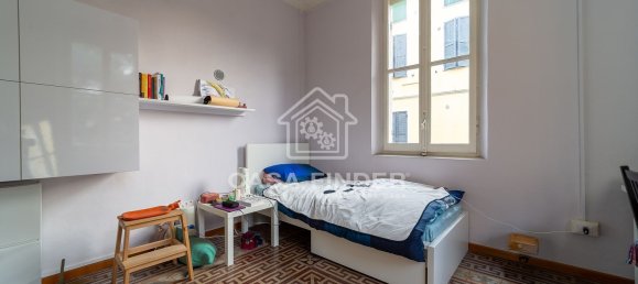 3 rooms Apartment in Parma, Italy No. 19077 18