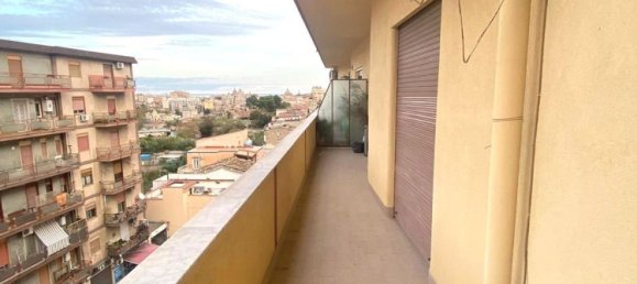 5 rooms Apartment in Palermo, Italy No. 46502 31