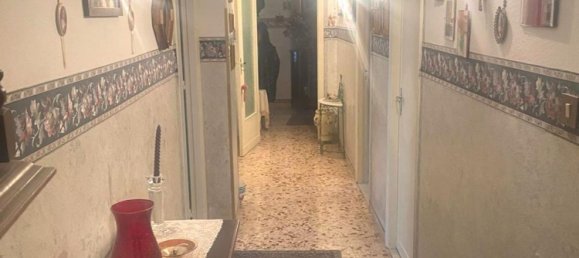 5 rooms Apartment in Palermo, Italy No. 46502 8