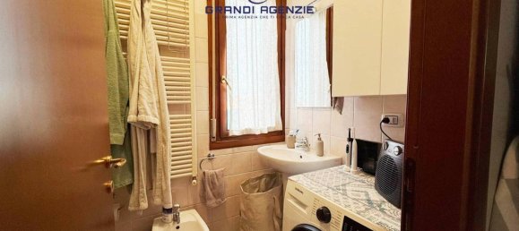 2 rooms Apartment in Parma, Italy No. 33473 18