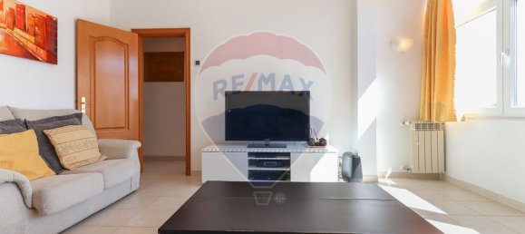 2 غرف نوم منزل ذو طابقين في Oeiras, Portugal رقم 81593 3