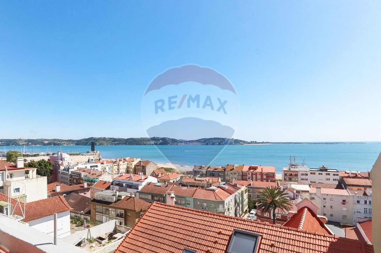 2 غرف نوم منزل ذو طابقين في Oeiras, Portugal رقم 81593