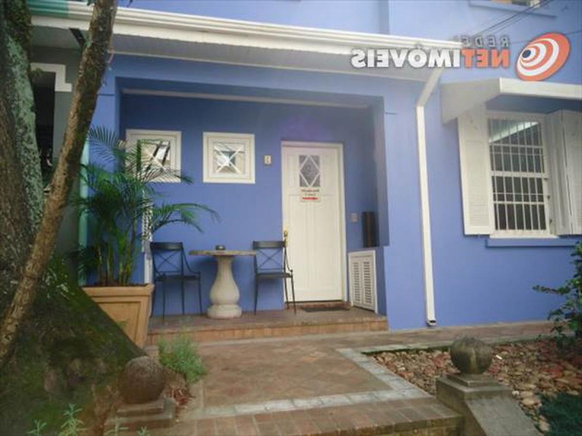 Casa de 3 dormitorios en Sao Paulo, Brazil No. 432238