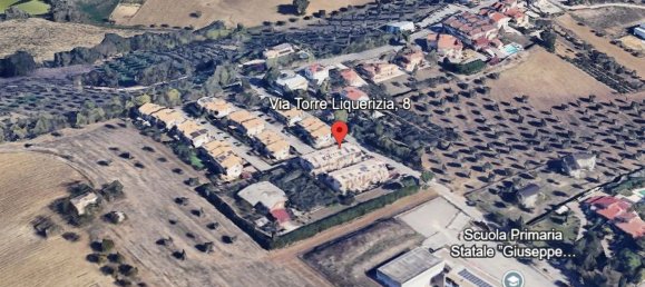 5 rooms Apartment in Città Sant'Angelo, Italy No. 238437 5