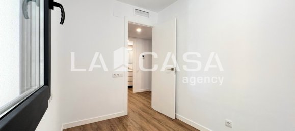 3 bedrooms Duplex in Badalona, Spain No. 173400 20