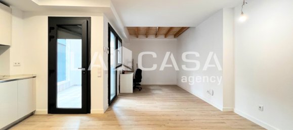 3 bedrooms Duplex in Badalona, Spain No. 173400 9