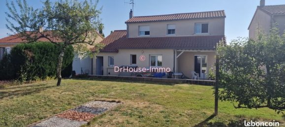 Casa de 3 dormitorios en Maine-et-Loire, France No. 309473 4