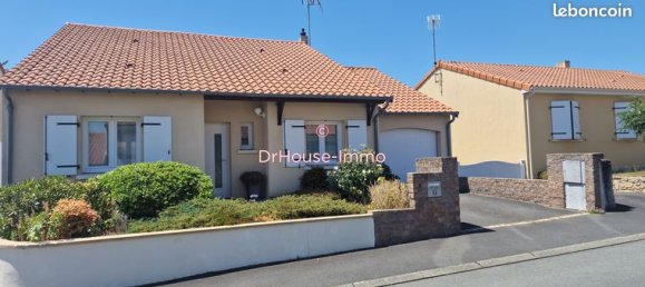 Casa de 3 dormitorios en Maine-et-Loire, France No. 309473 2