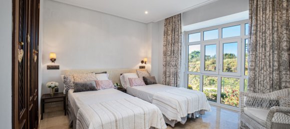 3 bedrooms Penthouse in Marbella, Spain No. 136512 10