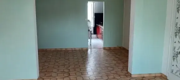 Casa T3 em Saint-Barthelemy-d'Anjou, France N.º 354820 2