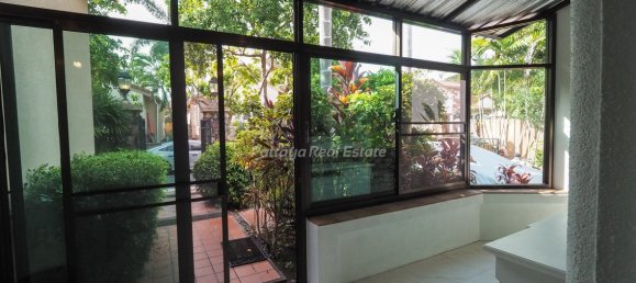 4 bedrooms Cafe / restaurant in Pattaya, Thailand No. 22955 17