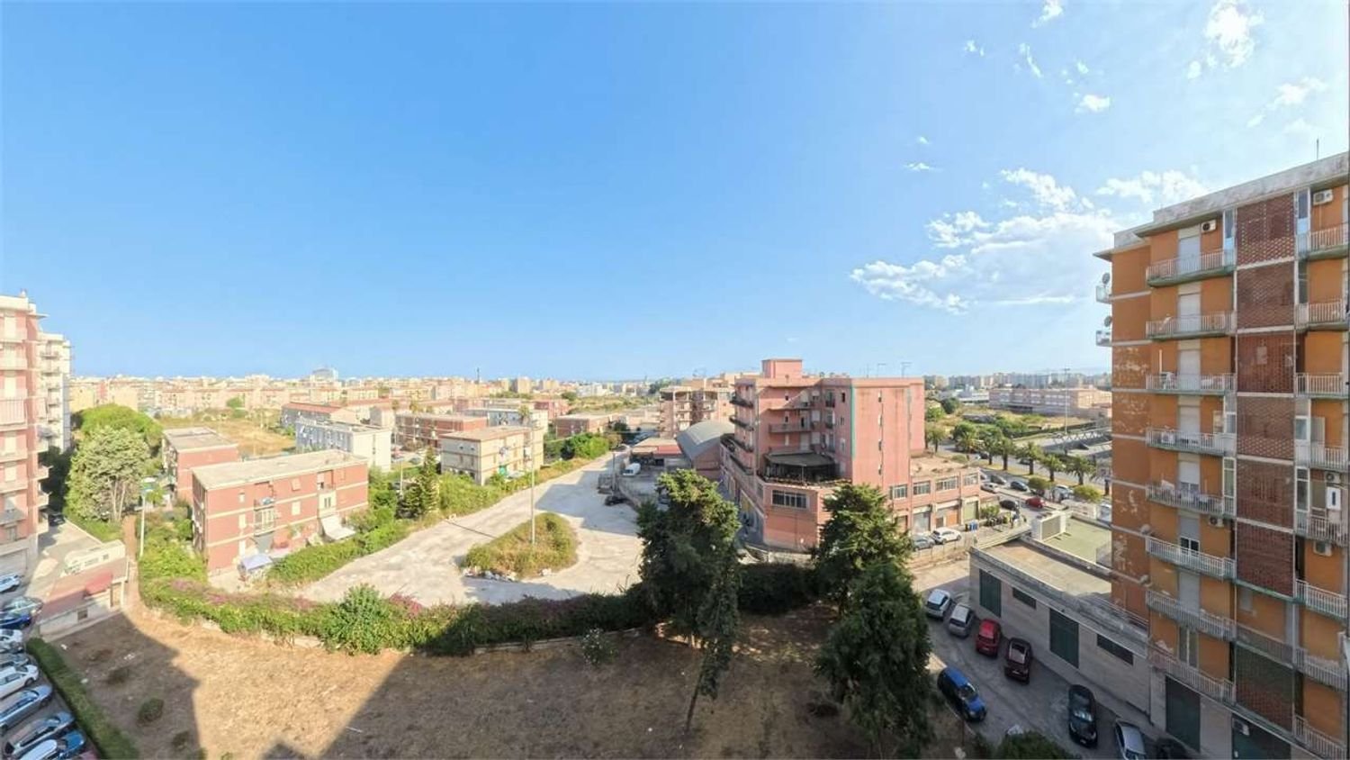 Apartamento de 4 habitaciónes en Syracuse, Italy No. 268989