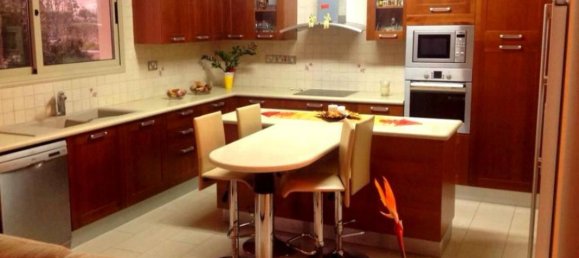 4 bedrooms Villa in Paphos, Cyprus No. 12837 6