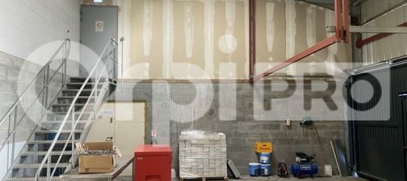 Gewerbliche Immobilie in Seine-Maritime, France 930m², Nr. 353691 3