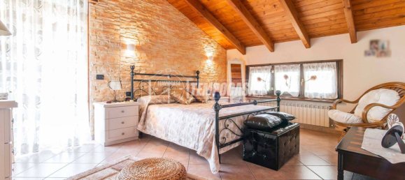 Casa de 3 dormitorios en Limido Comasco, Italy No. 263528 15