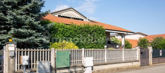 5 rooms Warehouse in Brandizzo, Italy No. 327644 3