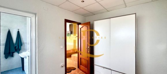 Дом с 4 спальнями в Барселона, Испания № 187908 29